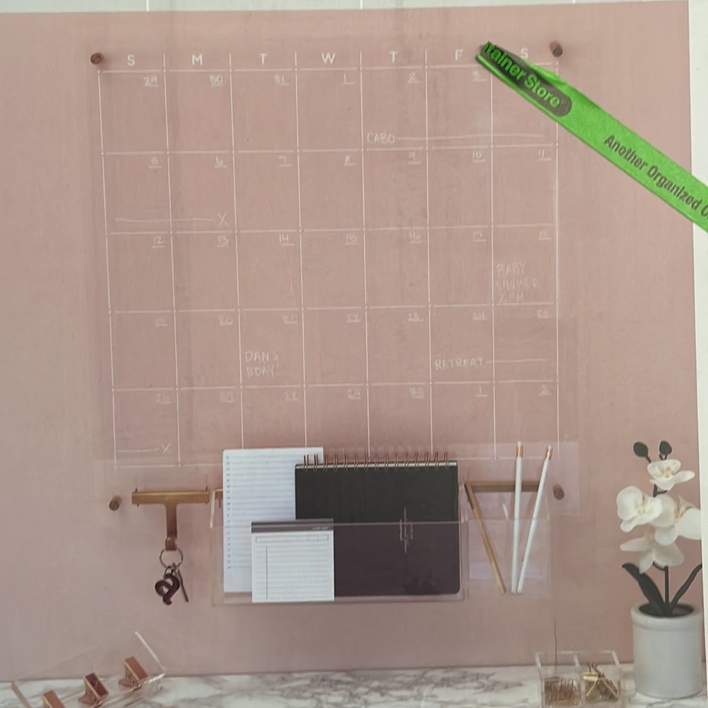 Acrylic monthly calendar